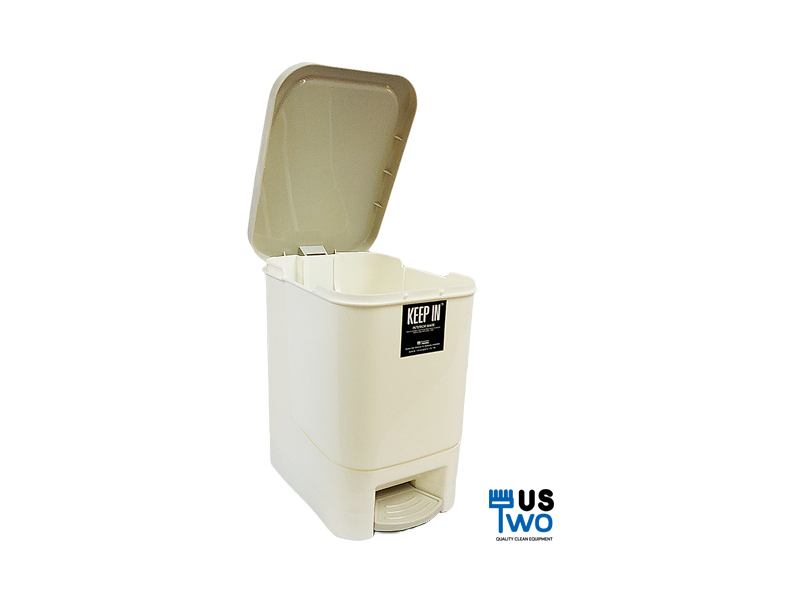 ถังขยะแบบเหยียบ ทรงเหลี่ยม ขนาด 10 ลิตร