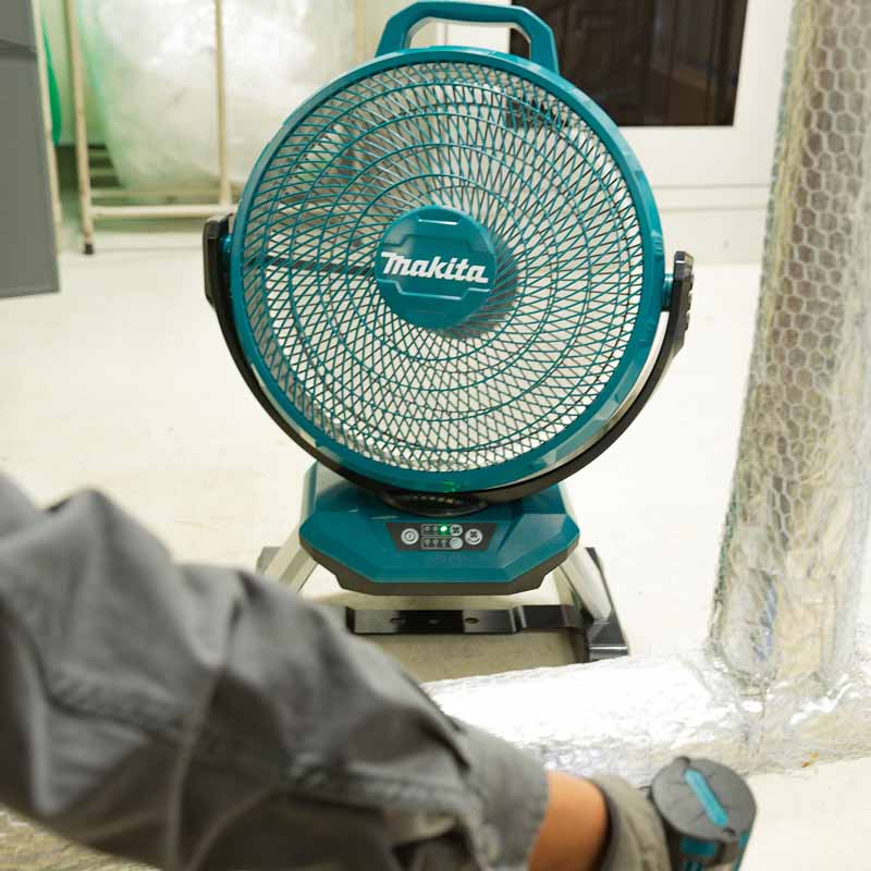 MAKITA DCF301 Lithium-ion Extreme Techology Cordless Fan 18V / 14.4V LXT Li-Ion Cordless 330 mm (13″) Fan (Fan only, no battery, no charger) - พัดลมไร้สาย 300มม (13 นิ้ว) ใช้แบตเตอรี่ 18/ 14.4v มากีต้า รุ่น DCF301Z (ตัวเปล่า ไม่มีแบตเตอรี่ ไม่มีแท่นชาร์จ)