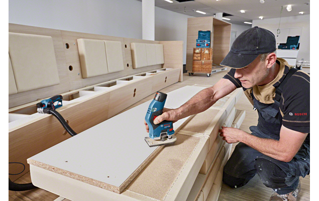 BOSCH GKF12V-25N *(SOLO) 12v Brushless Palm Edge Router (Body Only) U.S. version - เครื่องเซาะร่องไร้สายแกน 1/4" (ตัวเปล่า)* รุ่นจำหน่ายในสหรัฐอเมริกา