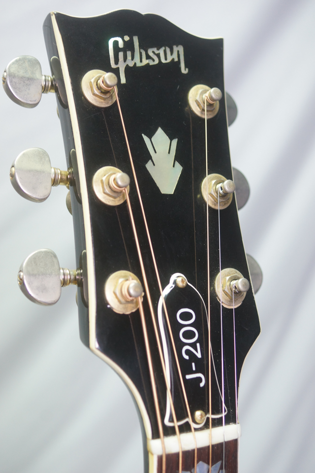 Gibson J-200 Acoustic