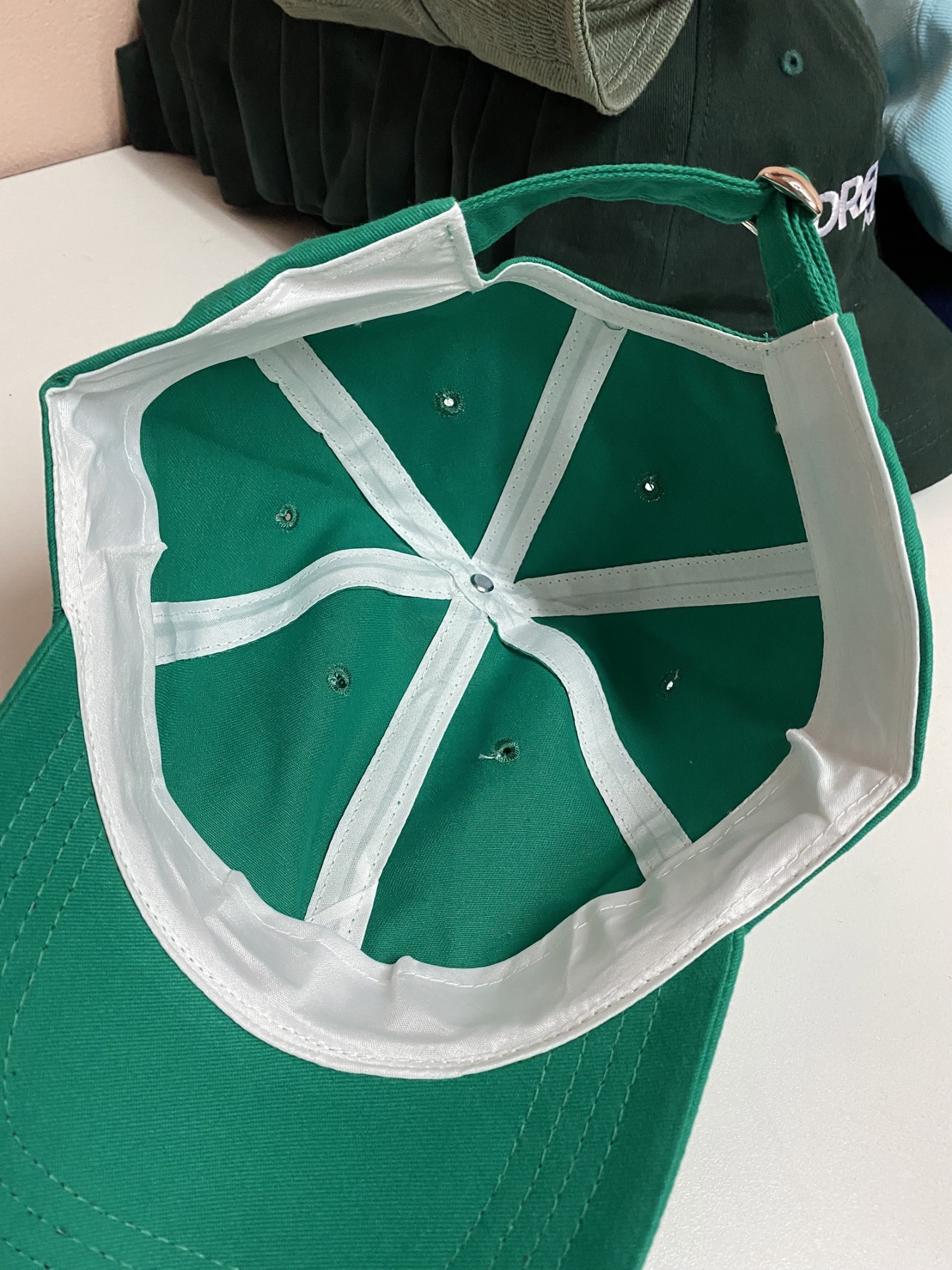 หมวกแก๊ปทรงเกาหลี หมวกแก๊ปหน้านิ่มใส่สบาย