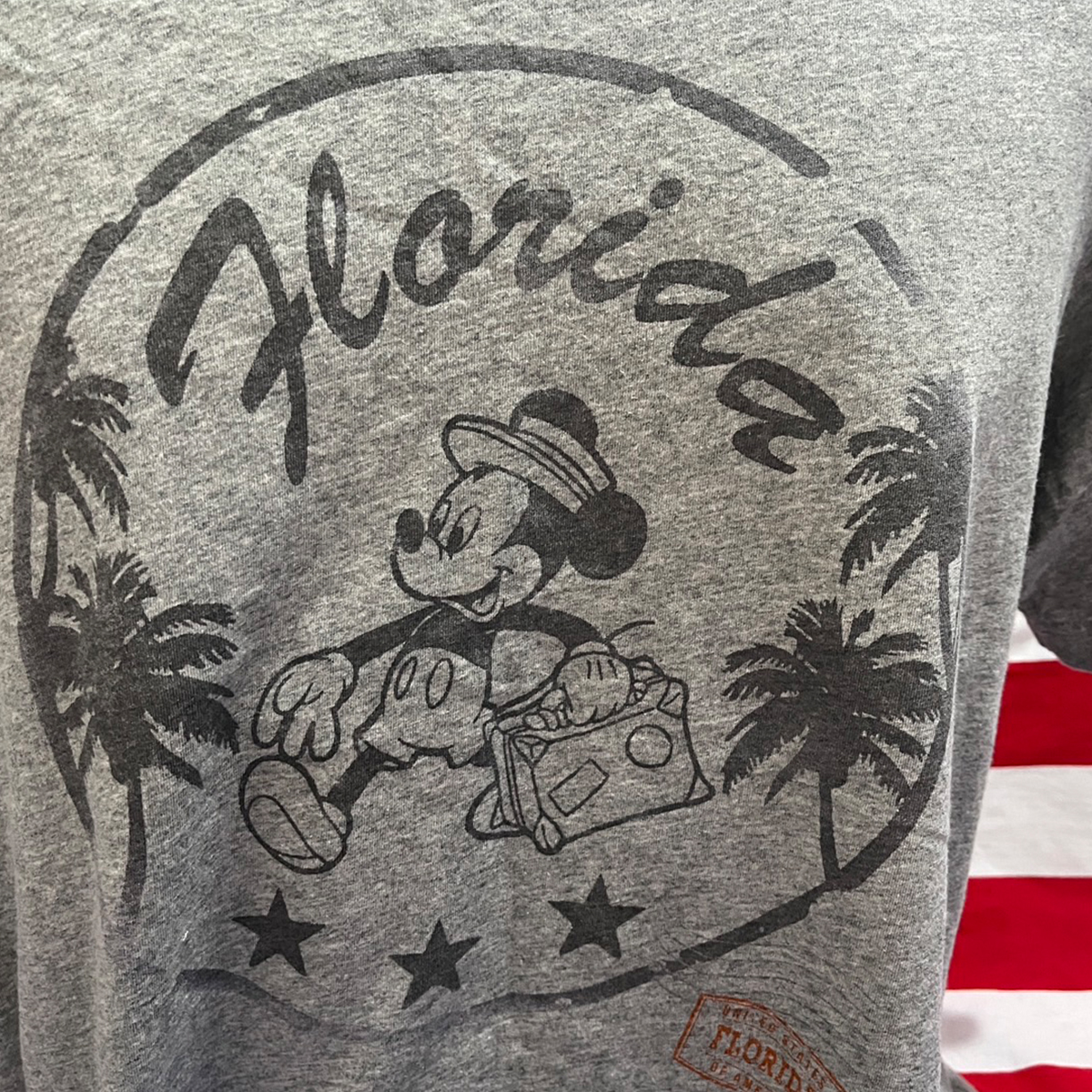 เสื้อยืดวินเทจมือสอง Vintage T-Shirt เสื้อยืดมิกกี้เมาส์ วินเทจ Mickey Mouse ป้ายเสื้อ UNIQLO