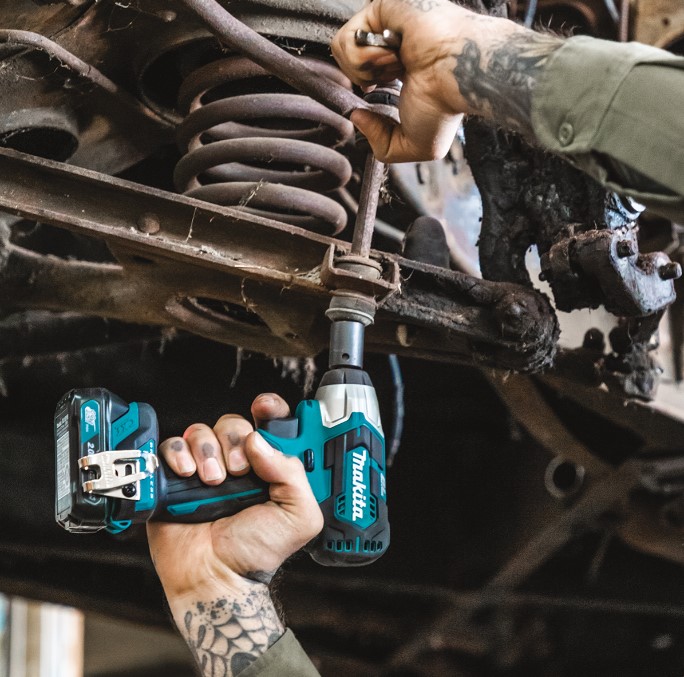 MAKITA TW161DZ 1/2-inch Cordless Impact Wrench with Brushless Motor (Tool Only) - บล็อคไขควงกระแทกไร้สาย 12 V max. ขนาด 1/2 นิ้ว มากีต้า รุ่น TW161DZ (ตัวเปล่า ไม่มีแบตเตอรี่ ไม่มีแท่นชาร์จ)