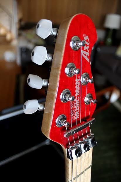 Music Man Axis [Silver Metallic]