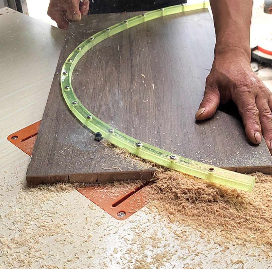 SIT TOOL TMP2000G Flexible Template for Curved and Arched Routing 2000mm - เท็มเพลทสำหรับเดินเร้าเตอร์ตามแบบที่โค้งงอได้ตามต้องการ ยาว 2000มม. SIT TOOL รุ่น TMP2000G