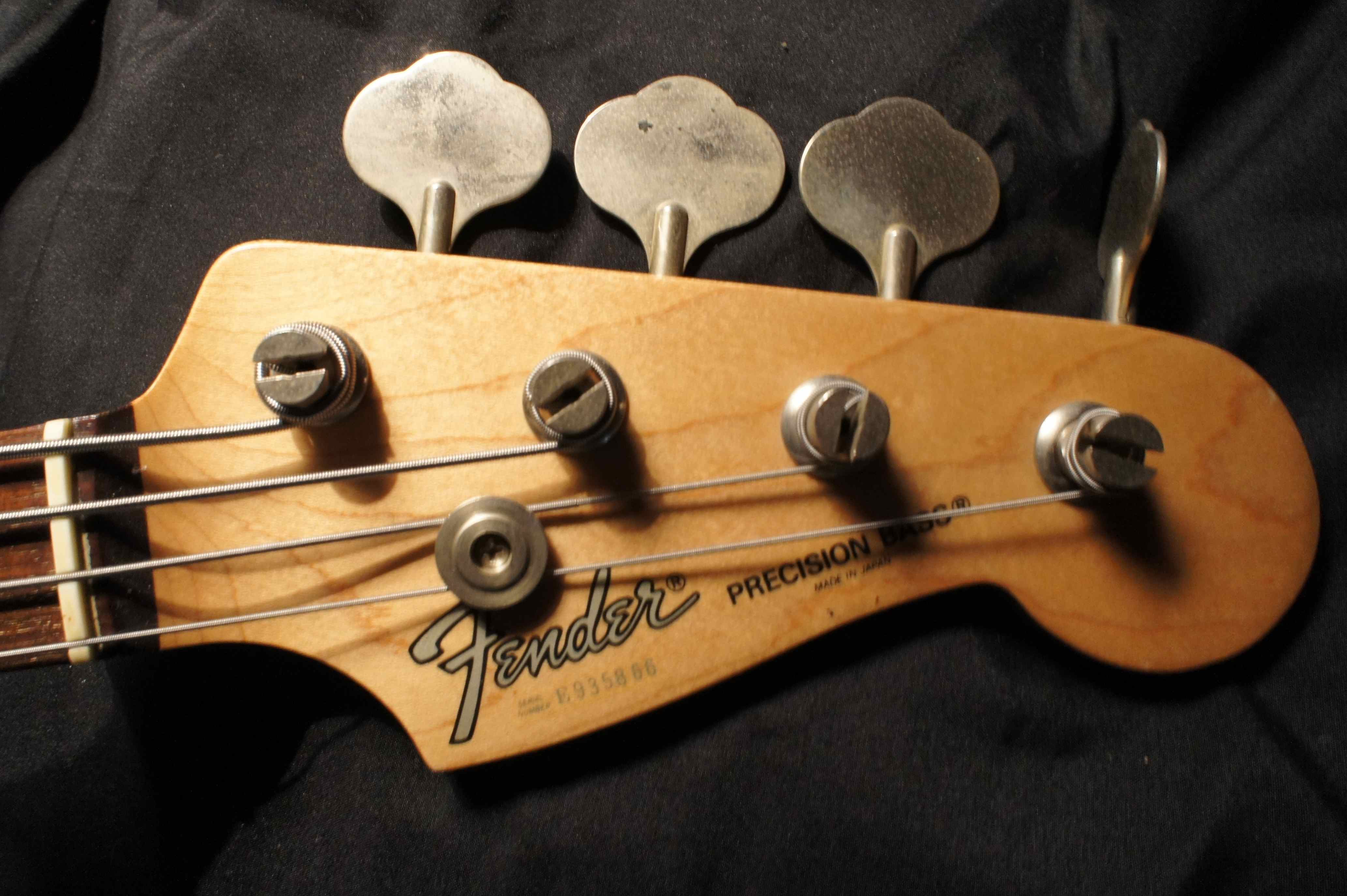 Fender Precision Bass Vintage 1984-87