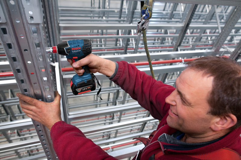 Bosch GDX 18 V-Li Cordless Impact Driver/ Wrench with 4.0Ah Batteries and Charger - บล็อคไขควงกระแทกไร้สาย พร้อมแบตเตอรี่ Li-Ion 4,0 Ah 2 ก้อน และแท่นชาร์จ - 06019B81B2