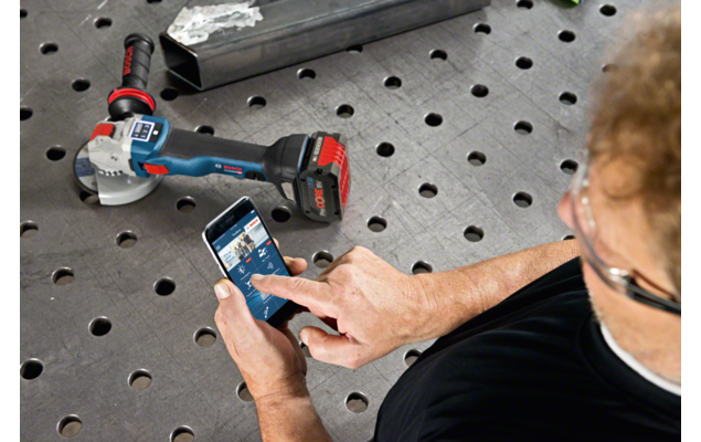 BOSCH GWX 18V-10 SC 125mm. Bluetooth Cordless Angle Grinder with X-LOCK (Tool only, without battery and charger) - เครื่องเจียรไร้สายขนาด 5 นิ้ว ใช้แบตเตอรี่ Li-Ion 18โวลท์ มีระบบเชื่อมต่อ เชื่อมต่อ Toolbox App ด้วย Bluetooth (เครื่องเปล่า ไม่มีแบตเตอรี่)