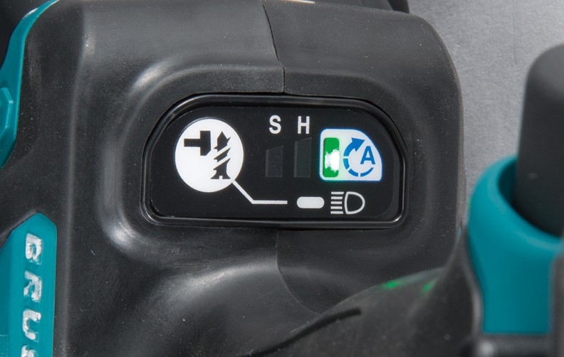 MAKITA TD111DWYE 12V MAX BL Cordless Impact Driver Kit (2x 1.5Ah batteries and charger) - ชุดไขควงกระแทกไร้สาย 12V Max มากีต้า รุ่น TD111DWYE พร้อมแบตเตอรี่ 1.5 Ah x 2 ก้อน และแท่นชาร์จ x1