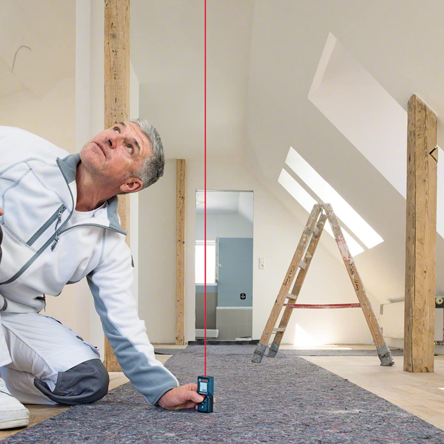 BOSCH GLM 40 - 40m. Laser Measure - เครื่องวัดระยะด้วยเลเซอร์ ไกล 40 เมตร Bosch รุ่น GLM 40 - 0601072900