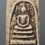 พระสมเด็จฯ กรุพระปรางค์ วัดระฆัง พิมพ์ใหญ่ เกศทะลุซุ้ม (พิมพ์ลุงพุฒ) LZ 101