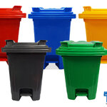 ถังขยะทรงเหลี่ยมแบบเหยียบ ขนาด 60 ลิตร