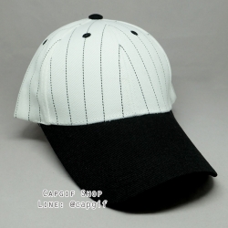 หมวกแก๊ปเบสบอลสีขาวปีกดำ รุ่นเส้นห่าง
